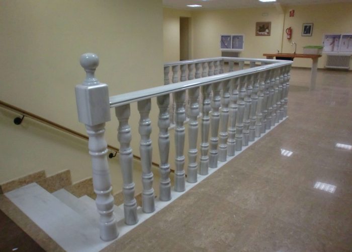 Escaleras interiores y exteriores